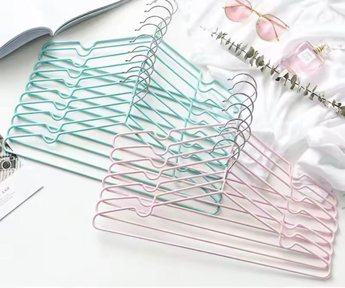 10pcs Non Slip Metal Clothes Hanger, Durable Wardrobe Storage Organizer Hanger, Durable Traceless Clothing Storage Hanger 10pcs Non Slip Metal Clothes Hanger, Durable Wardrobe Storage Organizer Hanger, Durable Traceless Clothing Storage Hanger